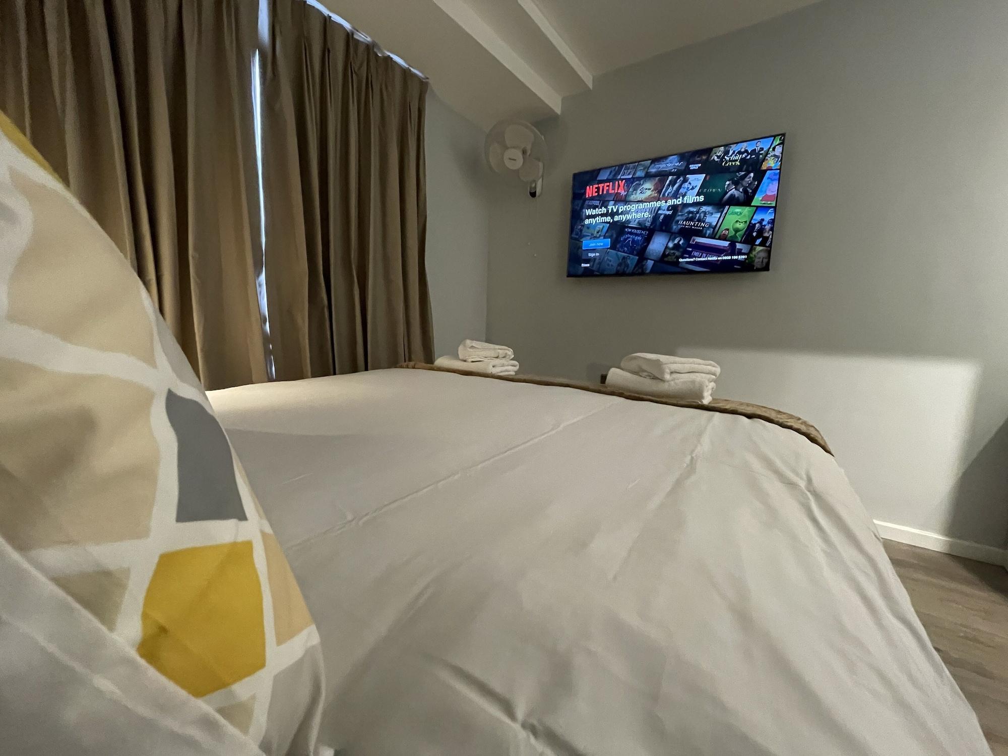 Smart Hyde Park View Hostel Лондон Екстериор снимка